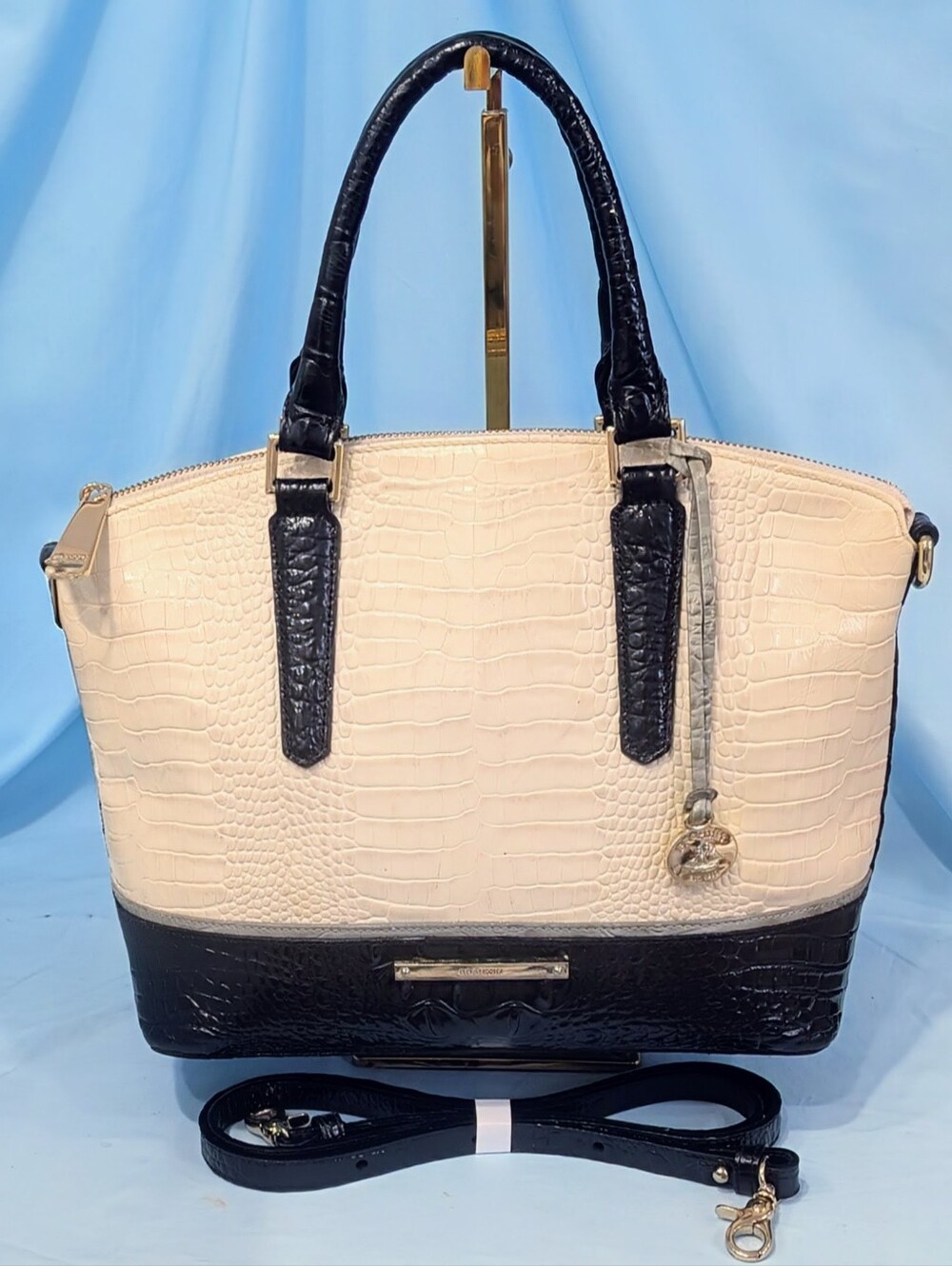 EUC Brahmin Medium Duxbury in Ivory Tri-texture